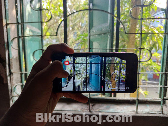 Samsung Galaxy J6+